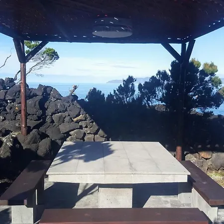Casa Do Cagarro São Roque do Pico