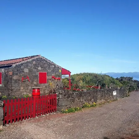 Casa Do Cagarro * São Roque do Pico
